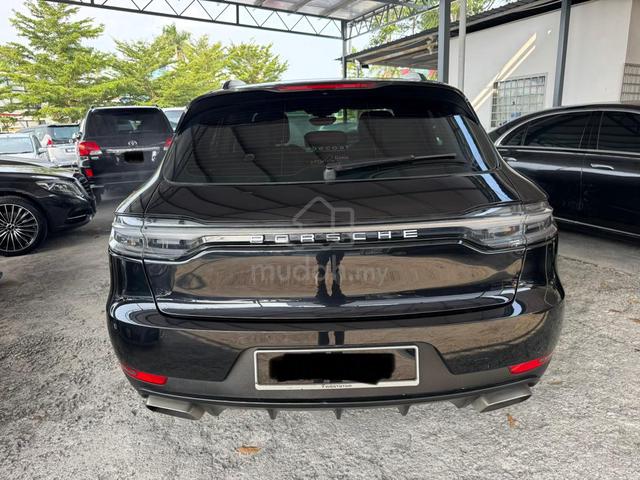 2017 Porsche MACAN 2.0 Full Spec (A) Full Loan - 4