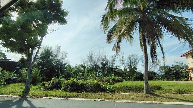 FREEHOLD Bungalow land lake view Bayu Lake Homes Staffield Mantin 5