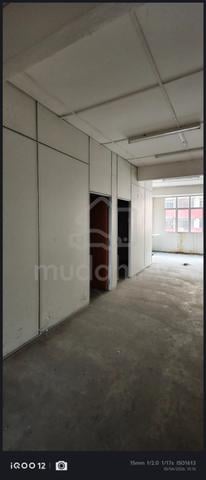 Kajang, Kawasan Perniangaan Nilam, ground floor shop facing mainroad 1