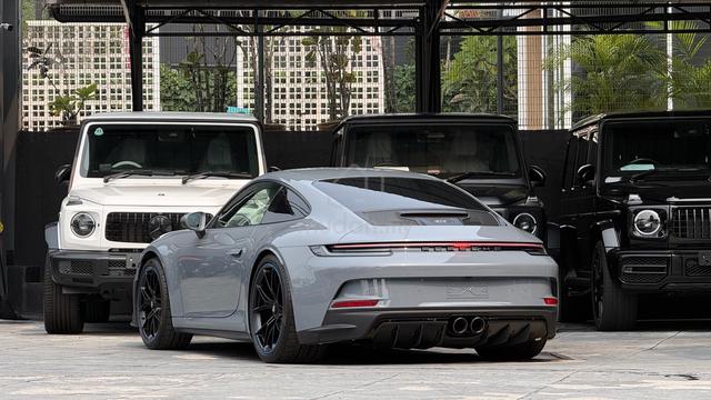 2022 Porsche 911 4.0 GT3 Touring 992.1 - 2