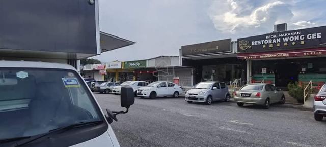 Mantin negeri sembilan big size commercial ground floor shop for rent 1
