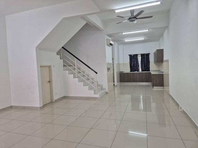 2.5 sty at Casa Perdana, cheapest unit, below market value 1