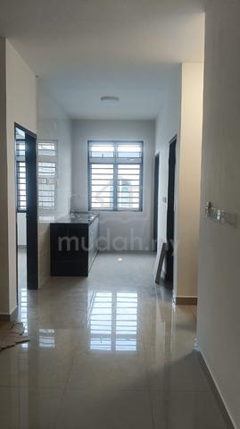JB / Dato Onn Townhouse 2 bedroom fully furniture 1