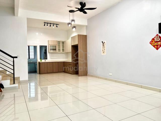 Horizon Hills/ Valley West/ Double storey/ Terrace/ Freehold/ 4bed 1