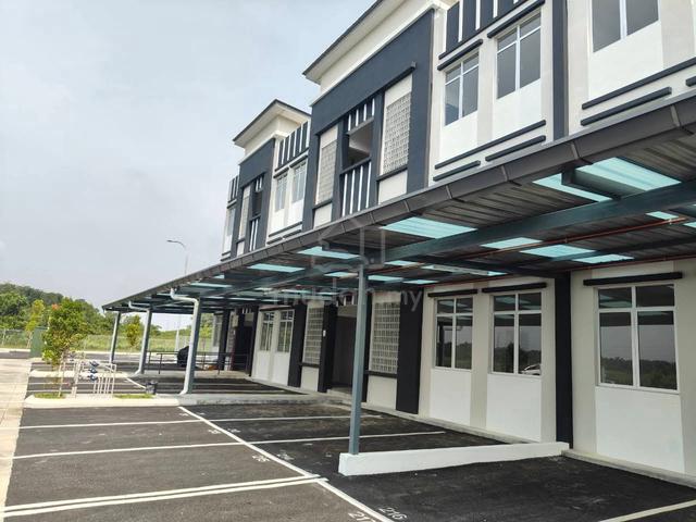 Newly Completed. Cheap Unit. Rumah Bandar Topaz. 1