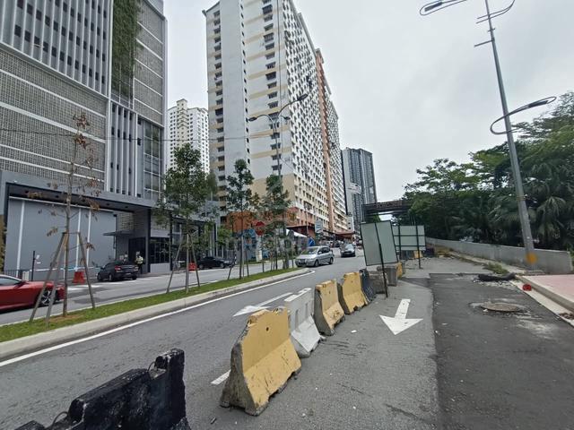 Flora Damansara 1