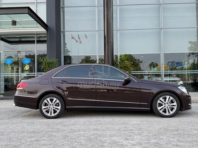 2011 Mercedes Benz E300 AVANTGARDE (CKD) 3.0 (A) - 2