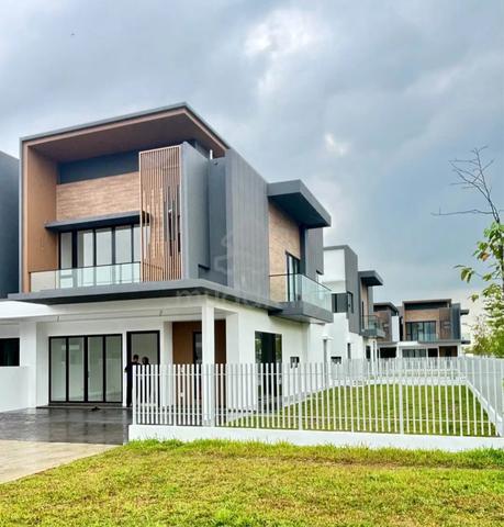 Brand New 2-Sty Corner Lot Garden Home Mio Spring Gamuda Cove for Rent 1