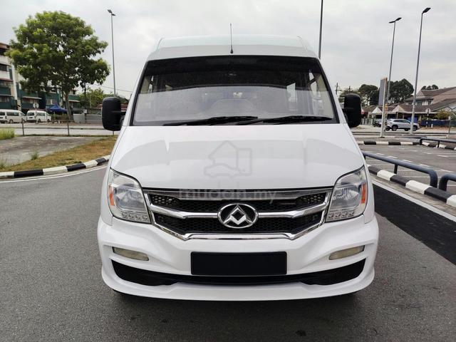 2019 Maxus V80 2.5 (M) Window Van 15 Seat - 2