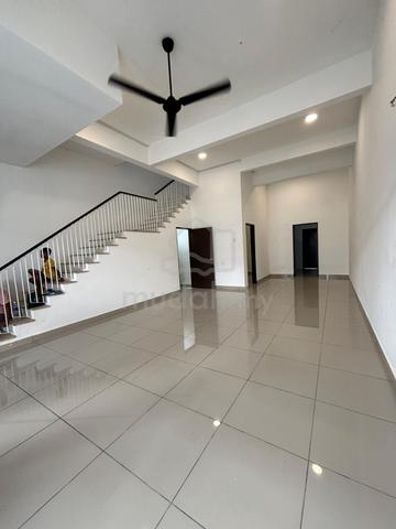 Renovated Kampung Seri Aman Double Storey Rent Tekali at Puchong Prima 1