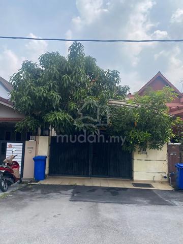 Seksyen 19 Shah Alam - Double Storey House 1