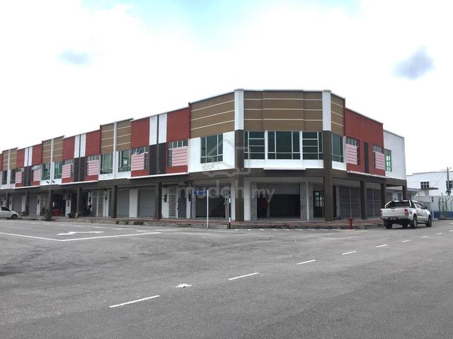 Jasin Corner shoot lot for rent 1