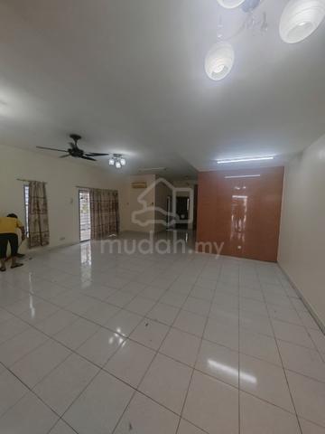 Aman Perdana double storey Semi D partially furnished for rent 1