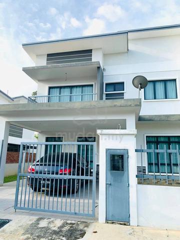 Fully Furnished Semi-D Taman Jenderam Prima Dengkil For Rent 1