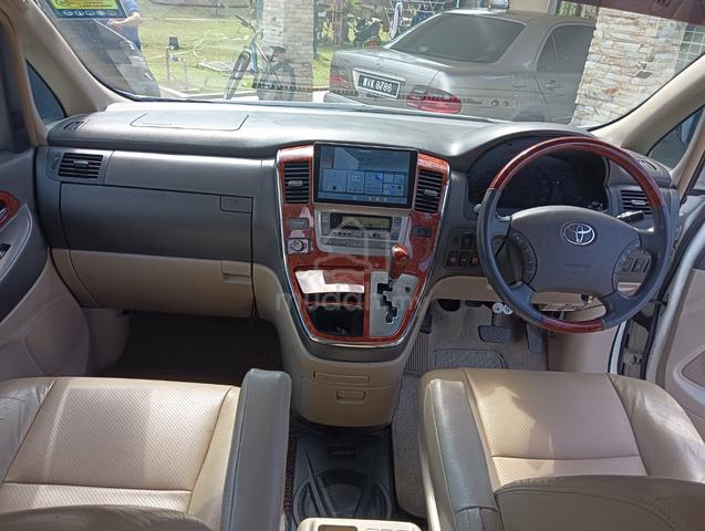 Toyota Alphard 3.0cc.. - 3