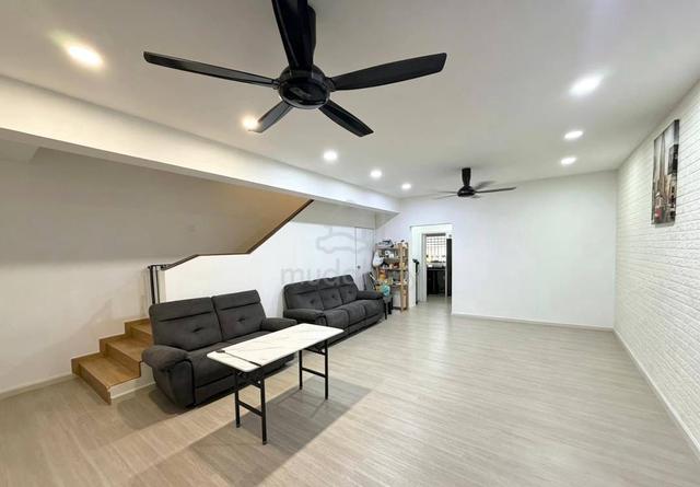 Setia indah fully extended renovated good condition double storey 1