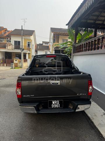 2008 Isuzu D-MAX 2.5 (4x2) - 2