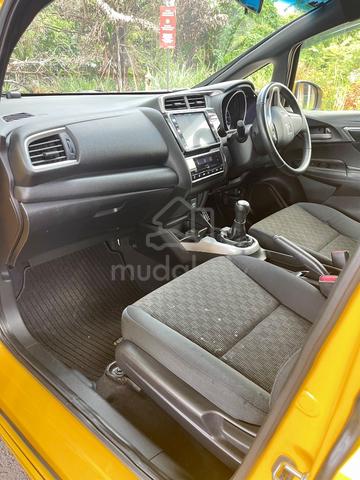 2014 Honda FIT 1.5 RS (M) - 5