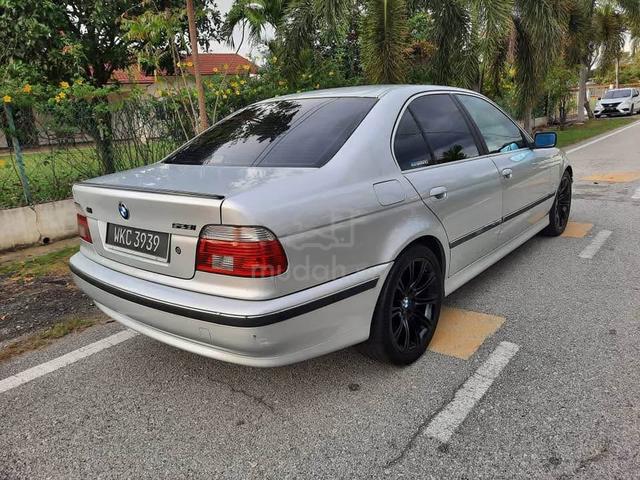 E39 1996 Bmw 528i 2.8 (CBU) (A) - 3