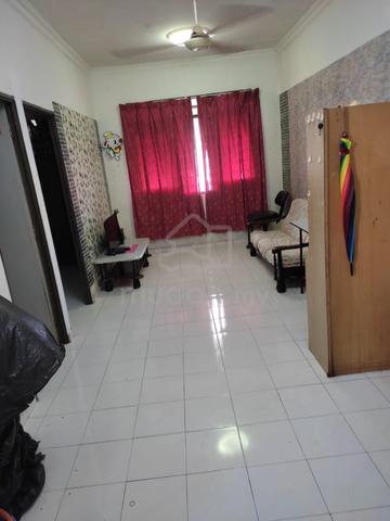Desa May 1