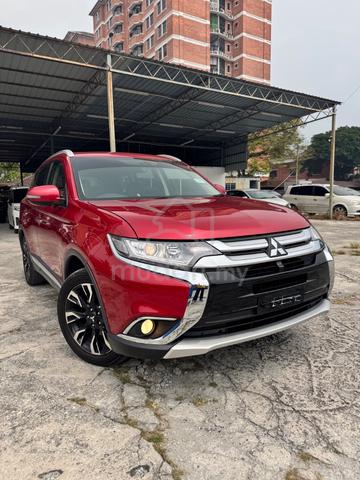 Mitsubishi Outlander 2.4 Mivec 170HP 7 Seater SUV - 1