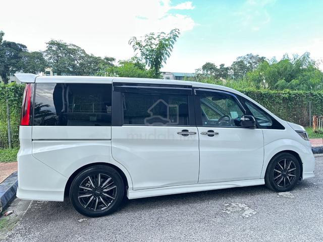 2021 Honda STEPWAGON 1.5 MODULO X (A) - 2