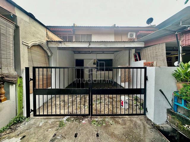 Chandan desa Rumah 2 tingkat untuk dijual 1