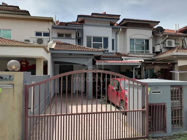 Bandar botanic room for rent 1