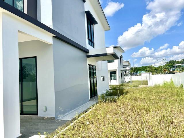 Adda Height @ Green Avenue, JB Corner Lot Double Storey Terrace House 1