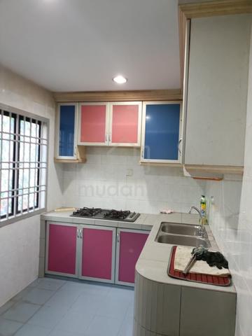22x75 Taman Perling 1.5 Storey Good Condition 1