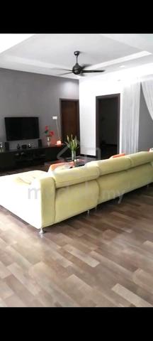 The Straits Regency 1
