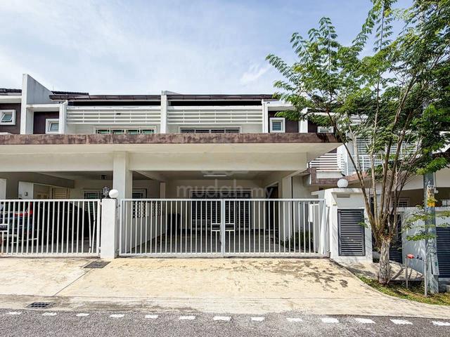 Cheapest 2 Storey House at Laman Azalea Nilai Impian, Nilai 1