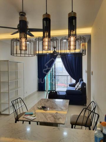 KL Traders Square Residences 1