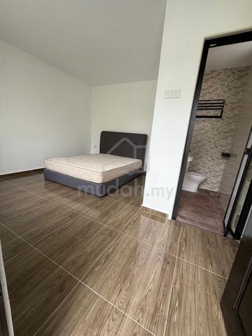 For rent Room ,No jalan harmonioum 6. Taman Deaa tebrau 1