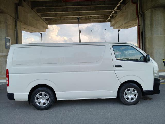 2011 Toyota Hiace 2.5 (M) Panel Van Diesel Engine - 4