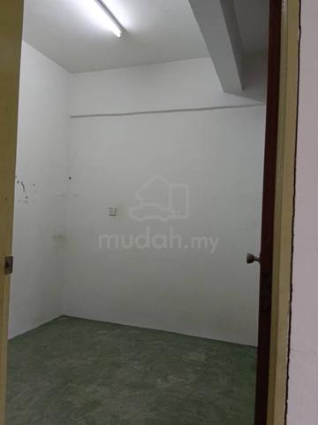Skudai Bandar Selesa Jaya Jln Silat Lincah L.Cost Double Storey House 4