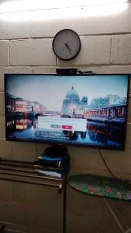 lg 49inci - photo 3 of 6