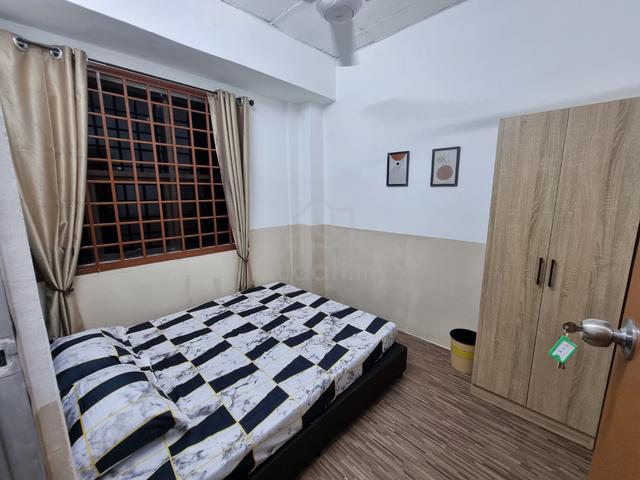 15mins to CIQ 10mins to Larkin Sentral Cosy Comfortable and Affordable 2