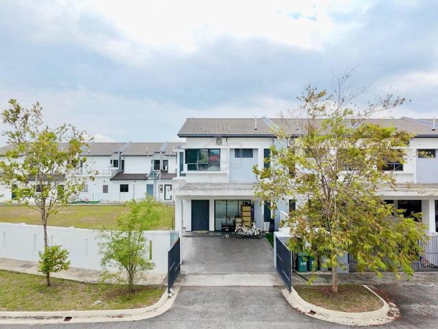 Double Storey CORNER LOT, Woodbury Residency,Mahkota Hills, Lenggeng 1