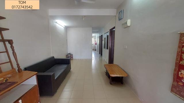 Alma Seri Kijang 1-Storey Terrace Facing North|Partially furnished 1