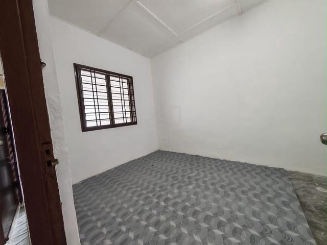 Taman sri pulai 1