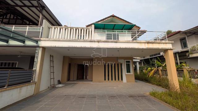 Semi-D 2 Storey House at Tmn Anggerik Emas, Bdr Teknologi Kajang, Sel. 1