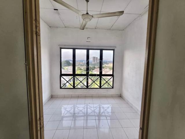Taman Tenaga Apartment 1