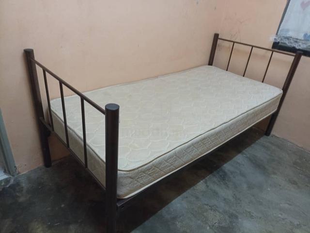 bilik sewa wanita 1