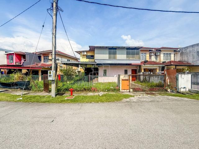 END LOT Double Storey Terrace La Cottage Taman Putra Perdana, Puchong 1