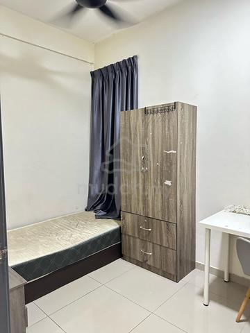 Middle Room BBST ( Near KLIA ) 1