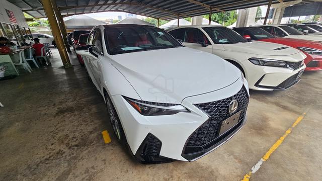 2021 Lexus IS300 2.0 F-SPORT 4.5AGrade 29k km - 2