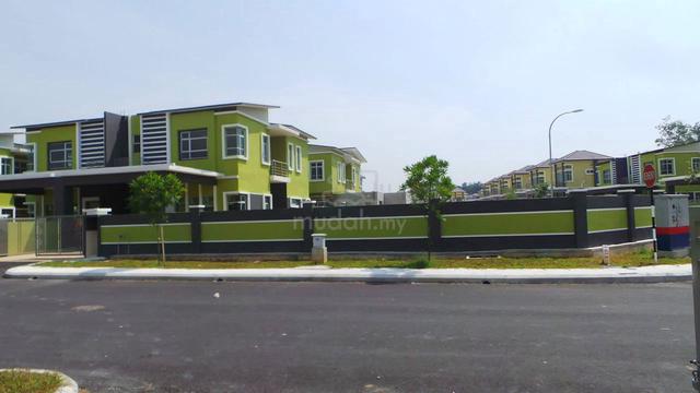 [Corner Lot / Freehold] Semi-Detached, Warisan Puteri, Seremban 1