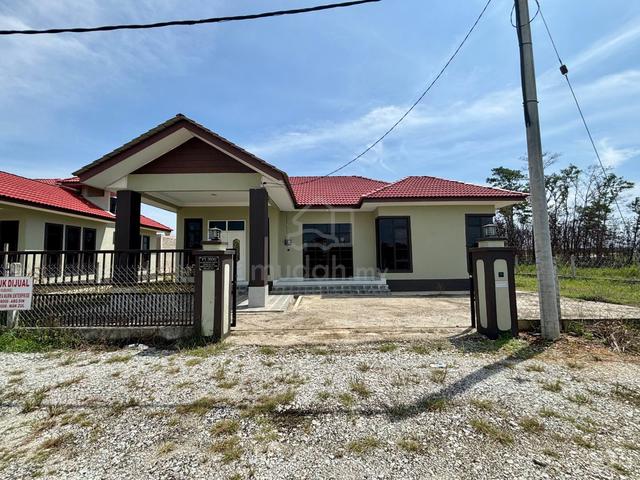 Banglo 4 bilik @ Gong Kulim, Tepi Jalan Tok Bali - Pasir Puteh 1