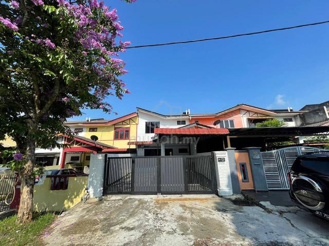 RENOVATED Double Storey Terrace Jalan Kemboja 4A Bukit Sentosa 1